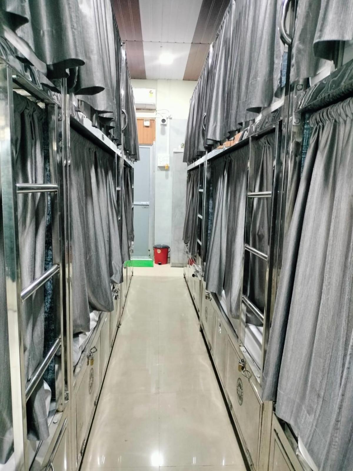 Star Dormitory มุมไบ ภายนอก รูปภาพ