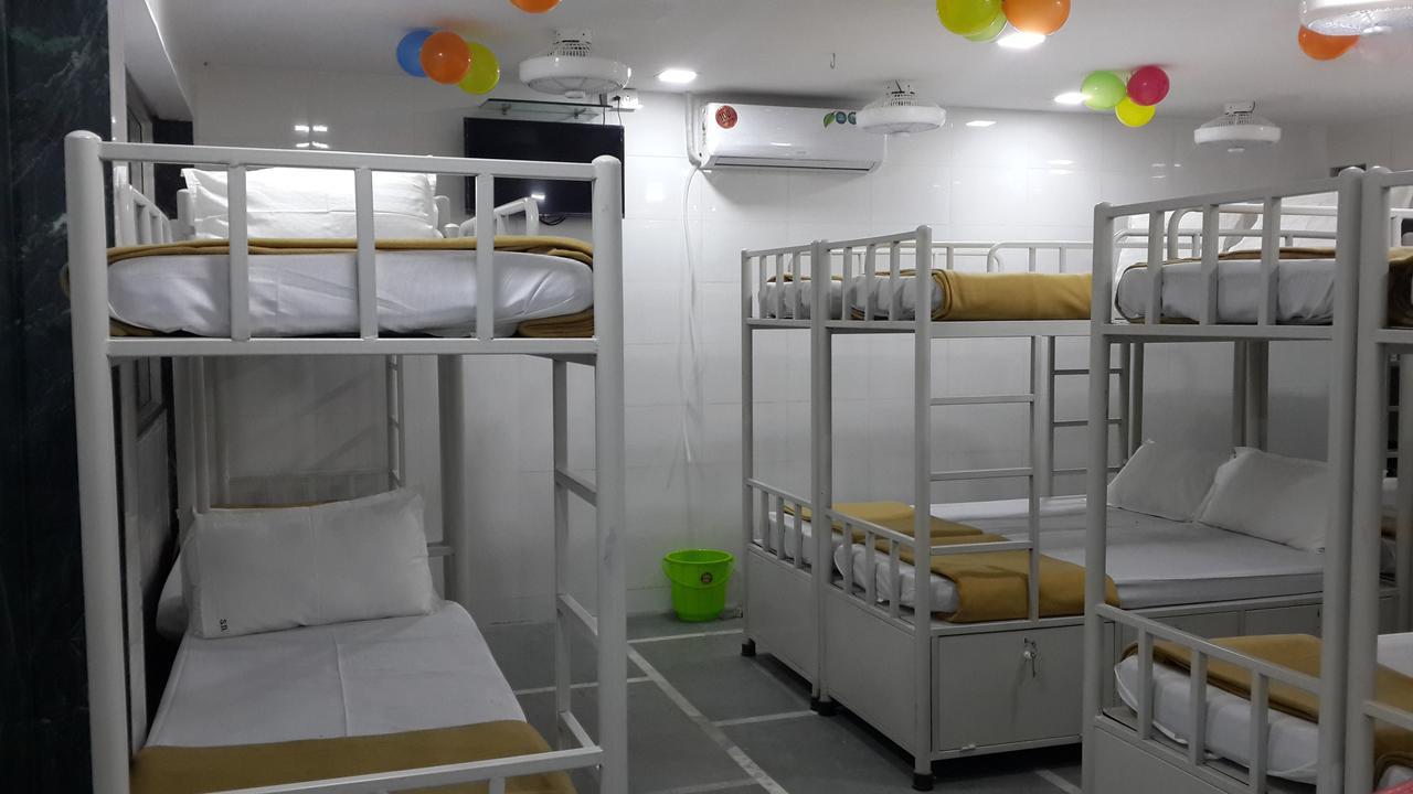 Star Dormitory มุมไบ ภายนอก รูปภาพ