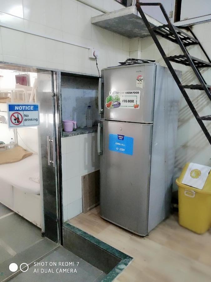 Star Dormitory มุมไบ ภายนอก รูปภาพ