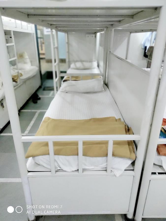 Star Dormitory มุมไบ ภายนอก รูปภาพ